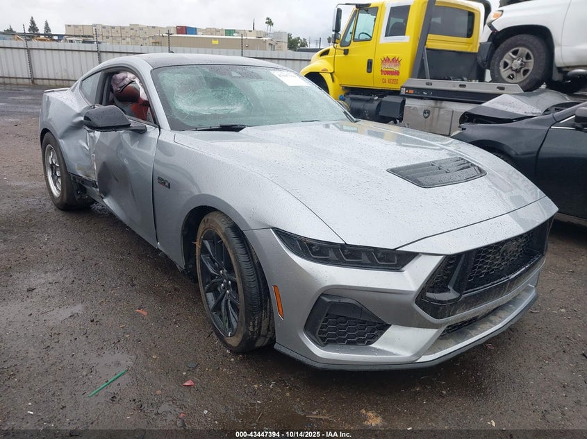 FORD MUSTANG GT PREMIUM FASTBACK