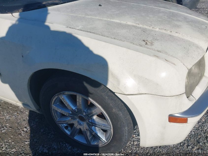 2009 Chrysler 300C Hemi VIN: 2C3KA63T69H587784 Lot: 43447419