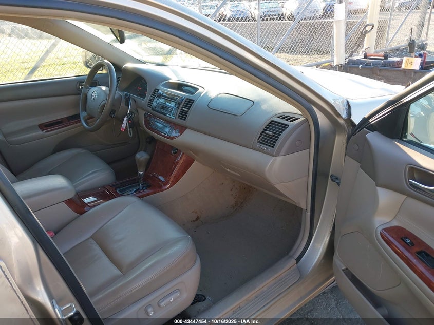 4T1BE30K06U138535 2006 TOYOTA CAMRY photo no. 5