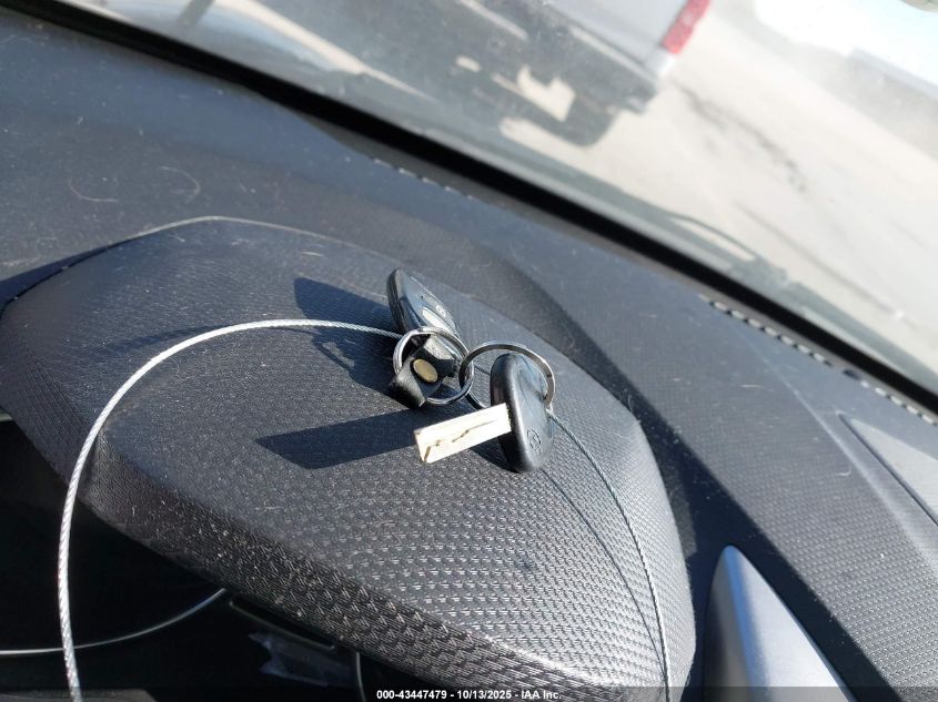 2015 Hyundai Veloster VIN: KMHTC6AD2FU241533 Lot: 43447479