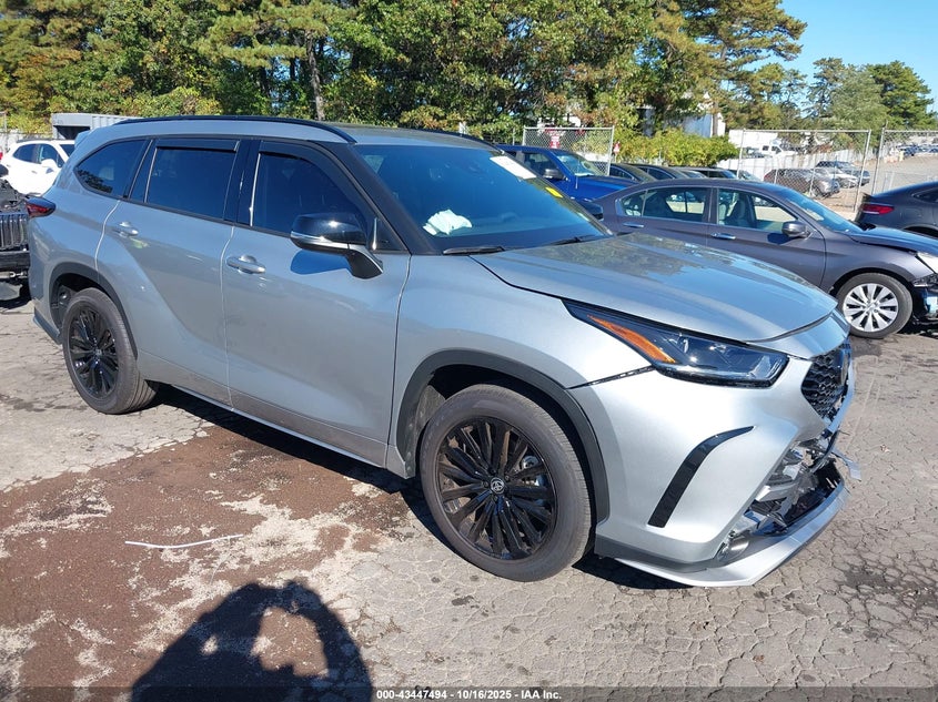 TOYOTA HIGHLANDER XSE