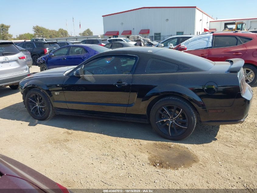 2007 Ford Mustang Gt Deluxe/Gt Premium VIN: 1ZVFT82H775258724 Lot: 43447513