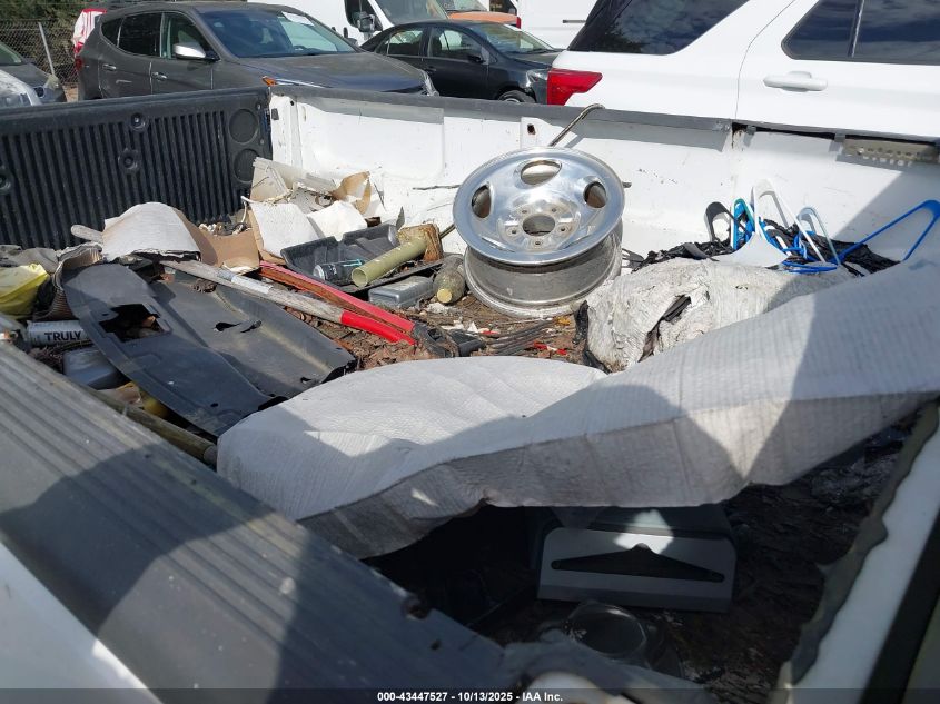 2003 Ford F-150 Xl/Xlt VIN: 1FTRF17223NB47852 Lot: 43447527