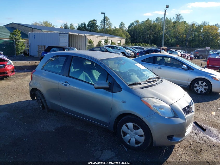 TOYOTA YARIS 2007. Lot# 43447618. VIN JTDJT903175058125. Photo 1