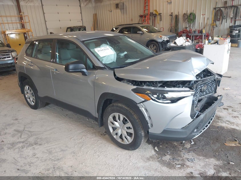 TOYOTA COROLLA CROSS L