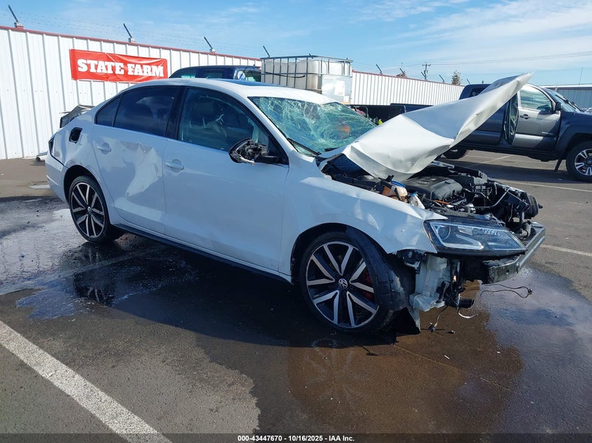 VOLKSWAGEN JETTA GLI AUTOBAHN W/NAV