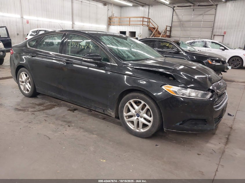 FORD FUSION SE