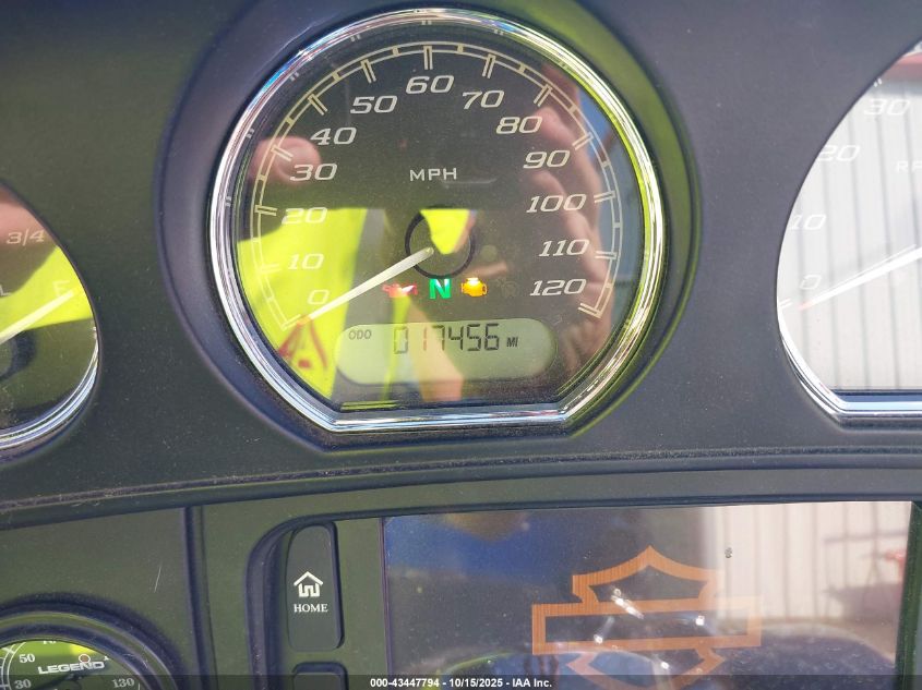 2017 Harley-Davidson Flhtcutg Tri Glide Ultra VIN: 1HD1MAD10HB852381 Lot: 43447794