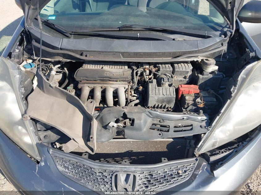 2013 HONDA FIT JHMGE8H37DC021900