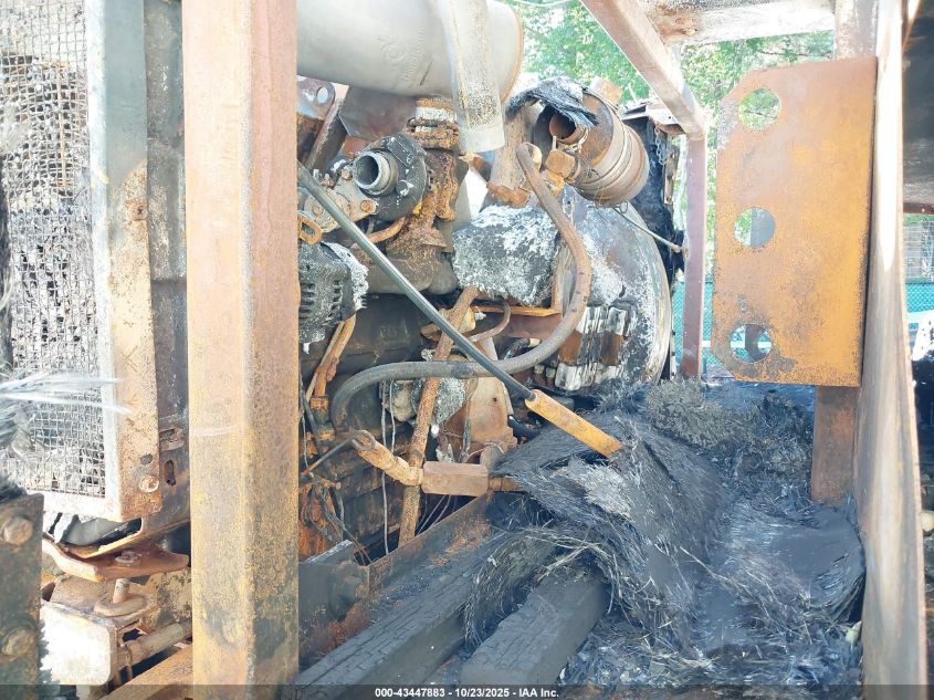 2003 Isuzu Nqr VIN: JALE5B14037901142 Lot: 43447883