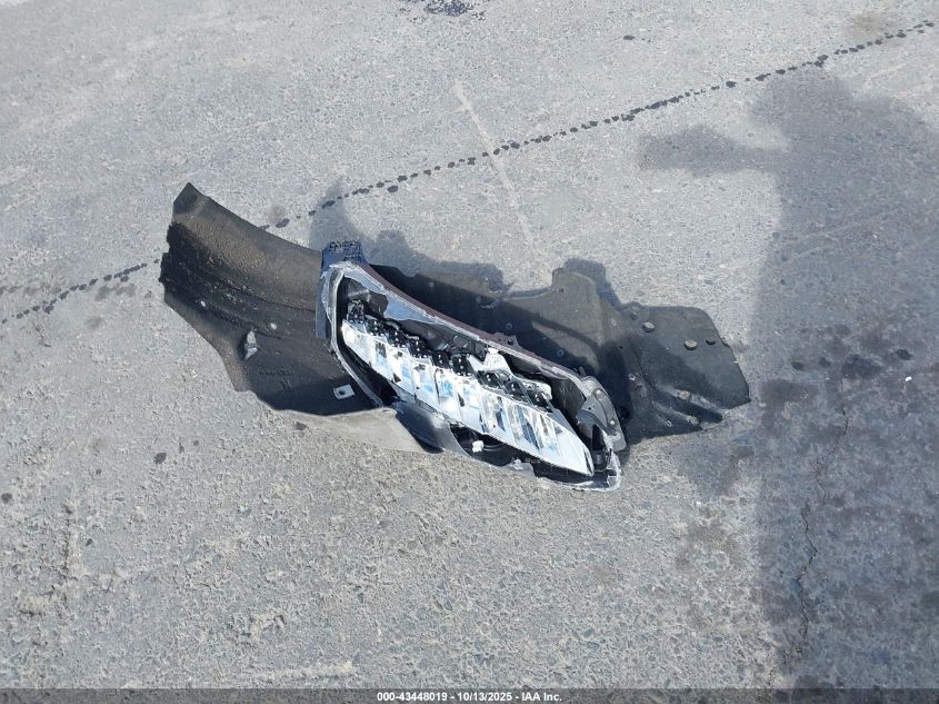 2018 Honda Clarity Plug-In Hybrid VIN: JHMZC5F11JC018808 Lot: 43448019