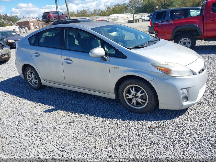 TOYOTA PRIUS IV