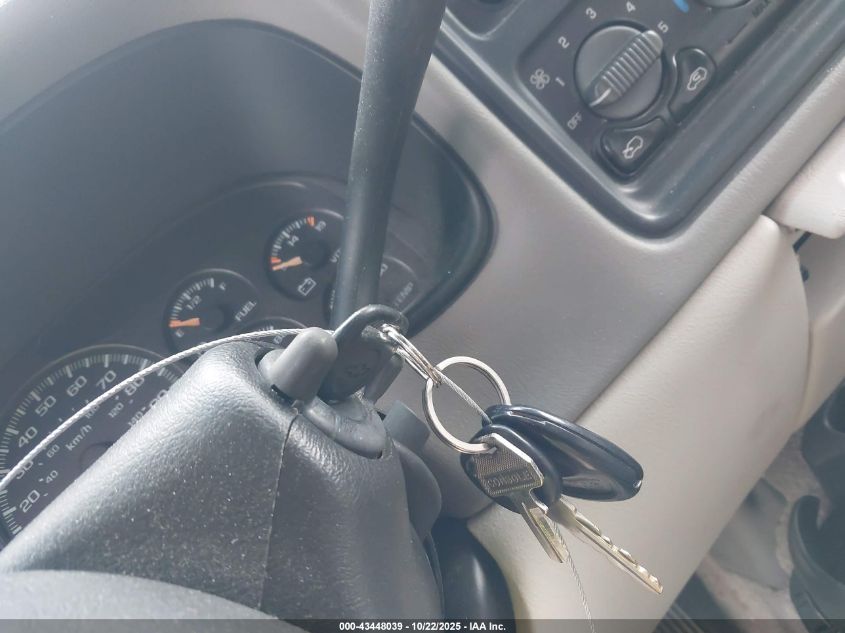 2001 Chevrolet Suburban 1500 Ls VIN: 3GNFK16T71G159453 Lot: 43448039