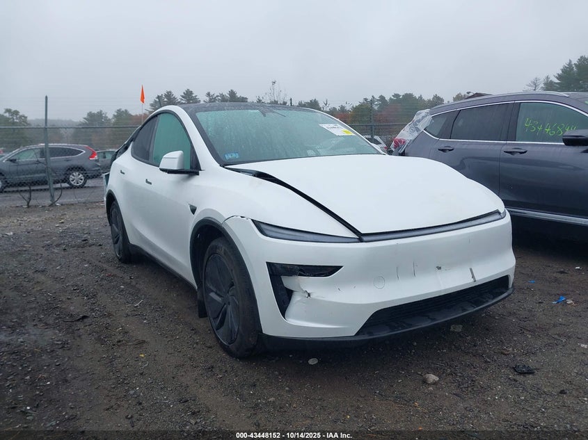 TESLA MODEL Y LONG RANGE DUAL MOTOR ALL-WHEEL DRIVE/LONG RANGE LAUNCH SERIES