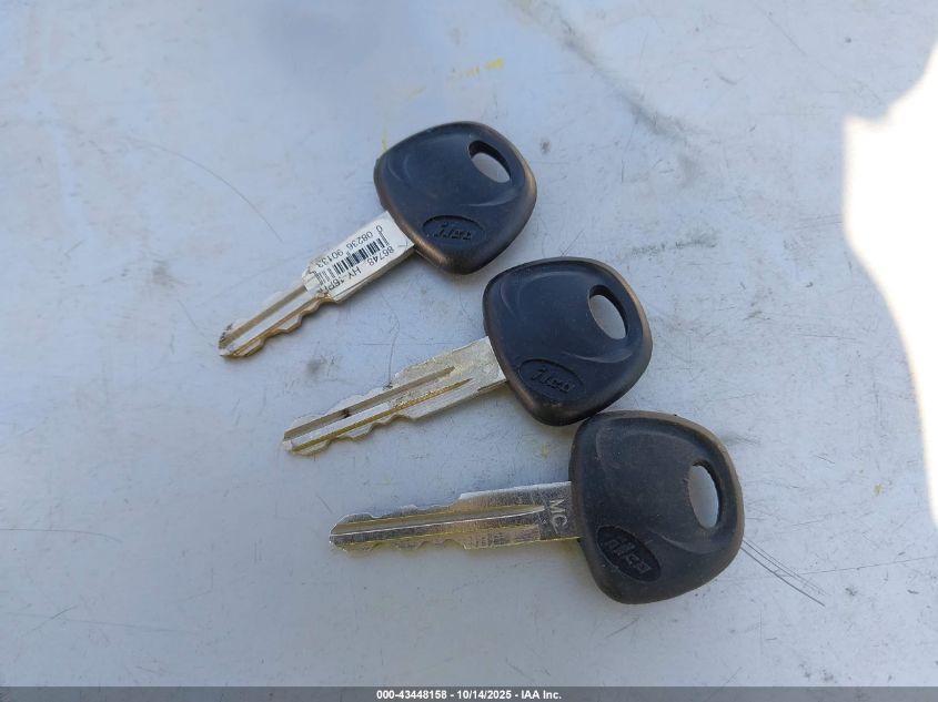 2008 Hyundai Accent Gs VIN: KMHCM36C98U092567 Lot: 43448158