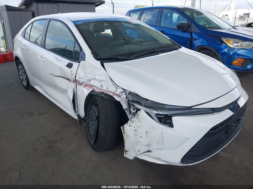 TOYOTA COROLLA HYBRID LE