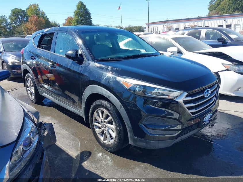 HYUNDAI TUCSON SE