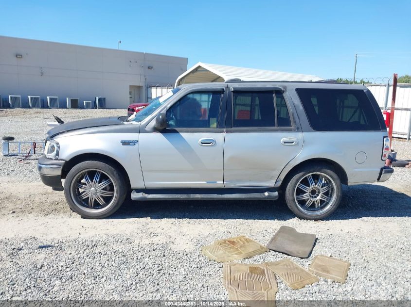 1999 Ford Expedition Eddie Bauer/Xlt VIN: 1FMRU1763XLB76153 Lot: 43448363
