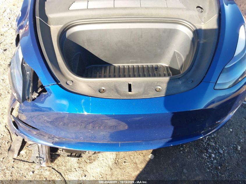 2022 Tesla Model Y Performance Dual Motor All-Wheel Drive VIN: 7SAYGDEF7NF374796 Lot: 43448391