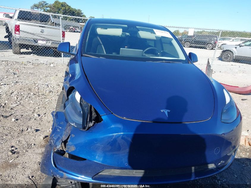 2022 Tesla Model Y Performance Dual Motor All-Wheel Drive VIN: 7SAYGDEF7NF374796 Lot: 43448391