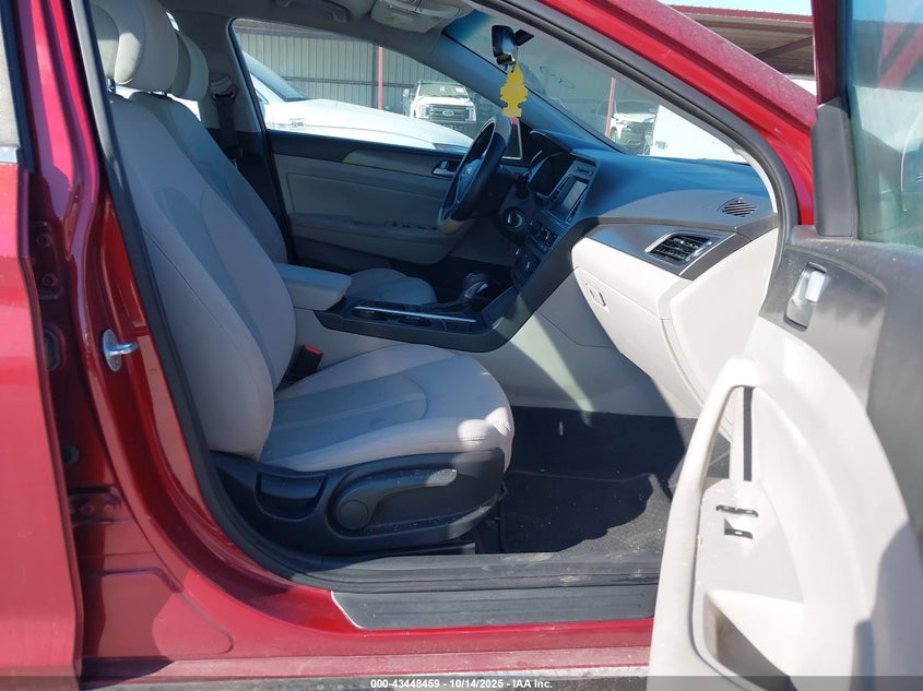 2016 HYUNDAI SONATA SPORT 5NPE34AF9GH263625