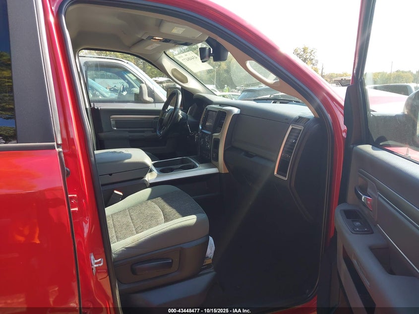 1C6RR7GT5JS201430 2018 RAM 1500 photo no. 5