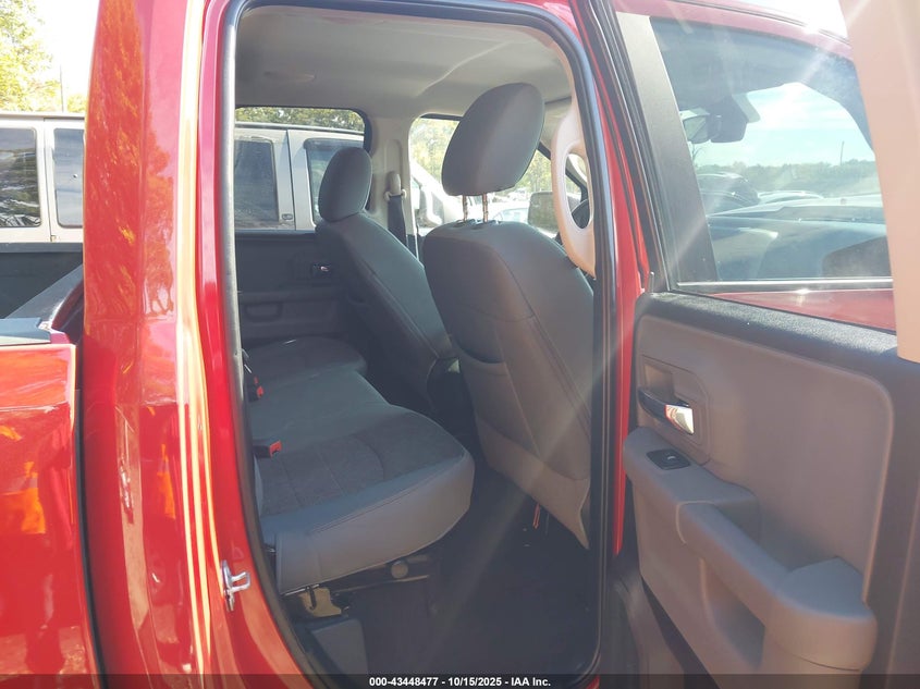 1C6RR7GT5JS201430 2018 RAM 1500 photo no. 8