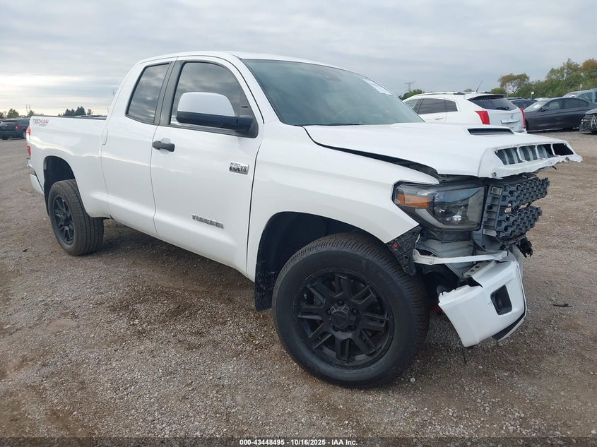 TOYOTA TUNDRA SR5