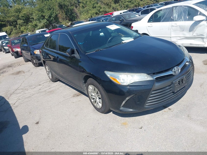 TOYOTA CAMRY LE