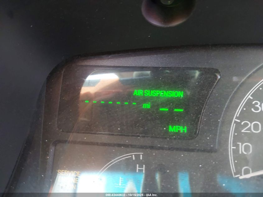 2005 Lincoln Town Car VIN: 1LNHM82W25Y667065 Lot: 43448633