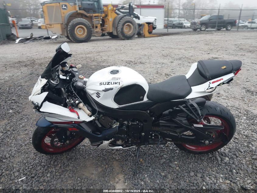 2025 Suzuki Gsx-R600 VIN: JS1GN7FA4S7101054 Lot: 43448802