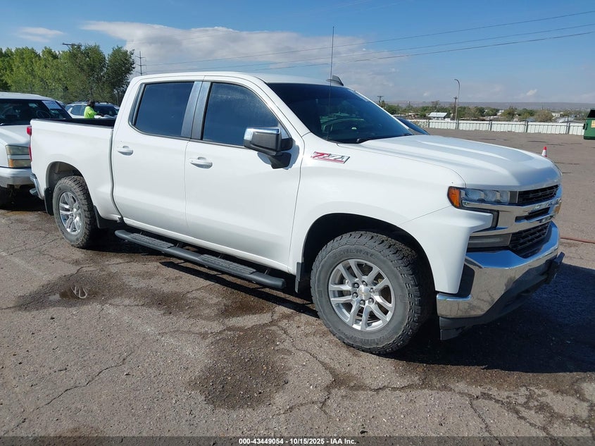 CHEVROLET SILVERADO 1500 4WD SHORT BED LT/4WD STANDARD BED LT
