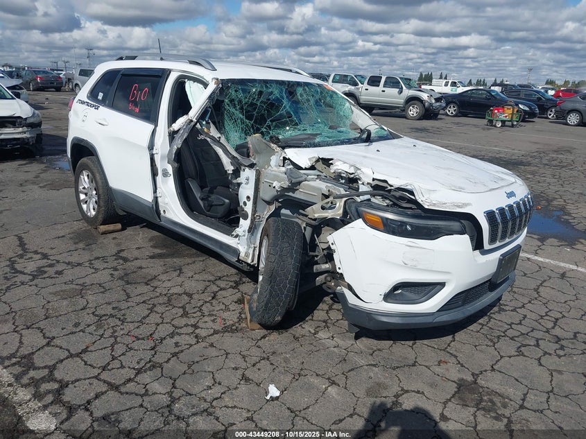 1C4PJMCB8KD158131 2019 Jeep Cherokee Latitude 4X4 auction photo 1