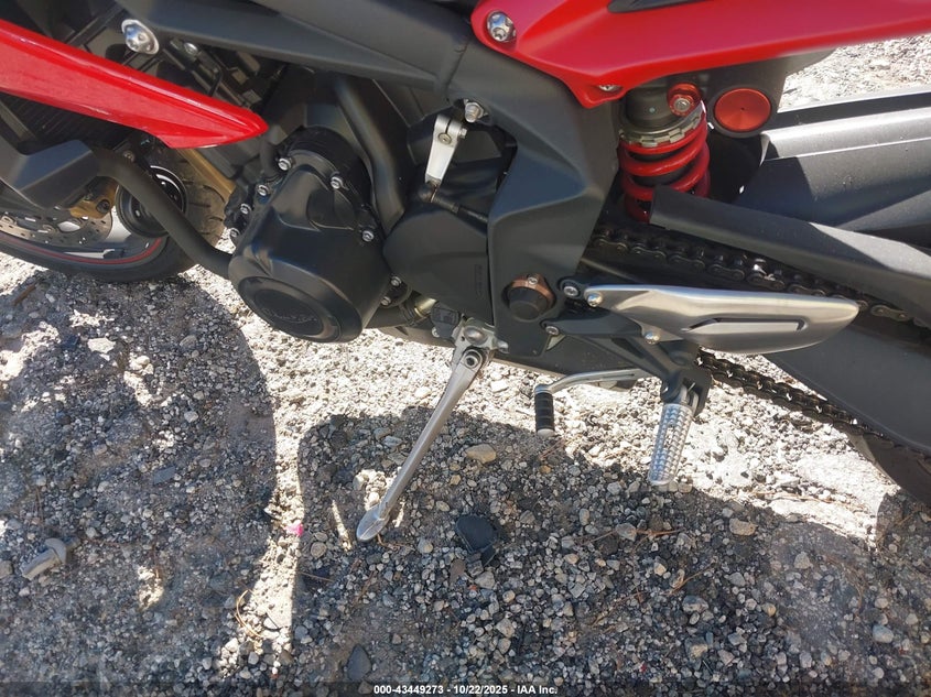 SMTL03NE3GT754202 2016   photo no. 9