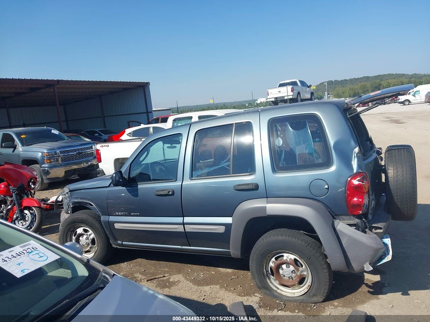 1J4GK48K02W321682 2002 JEEP LIBERTY (NORTH AMERICA) photo no. 15