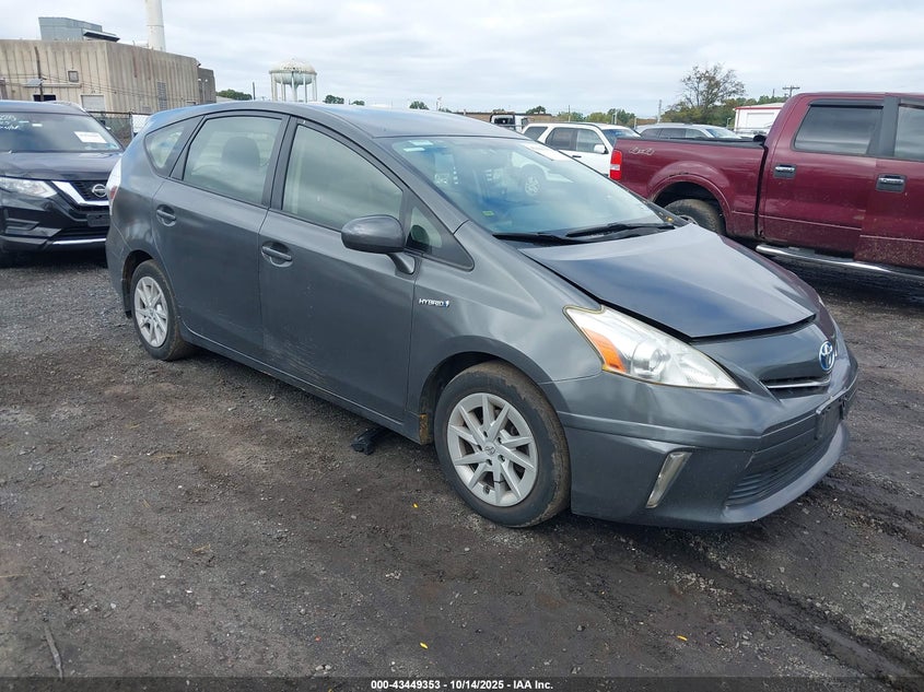 TOYOTA PRIUS V TWO