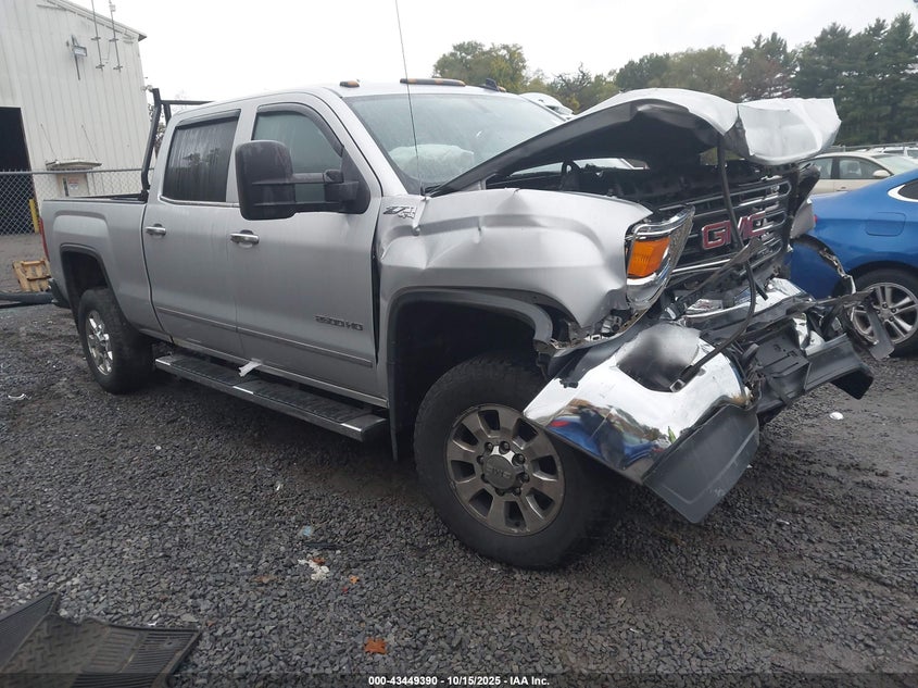 GMC SIERRA 2500HD SLT