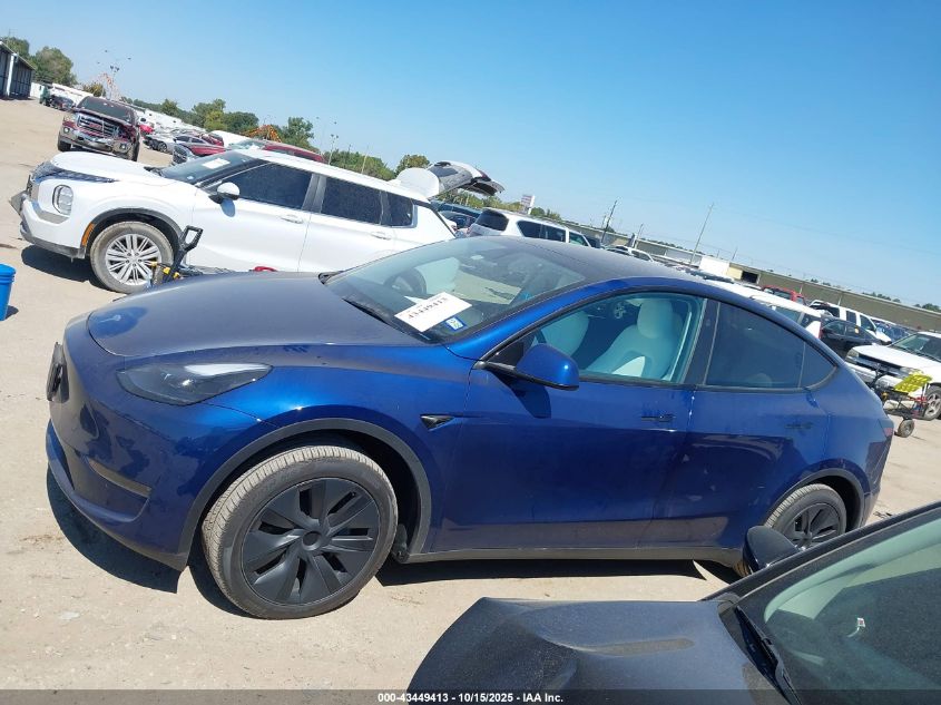 2025 Tesla Model Y Long Range Dual Motor Rear-Wheel Drive VIN: 7SAYGDED0SA355997 Lot: 43449413