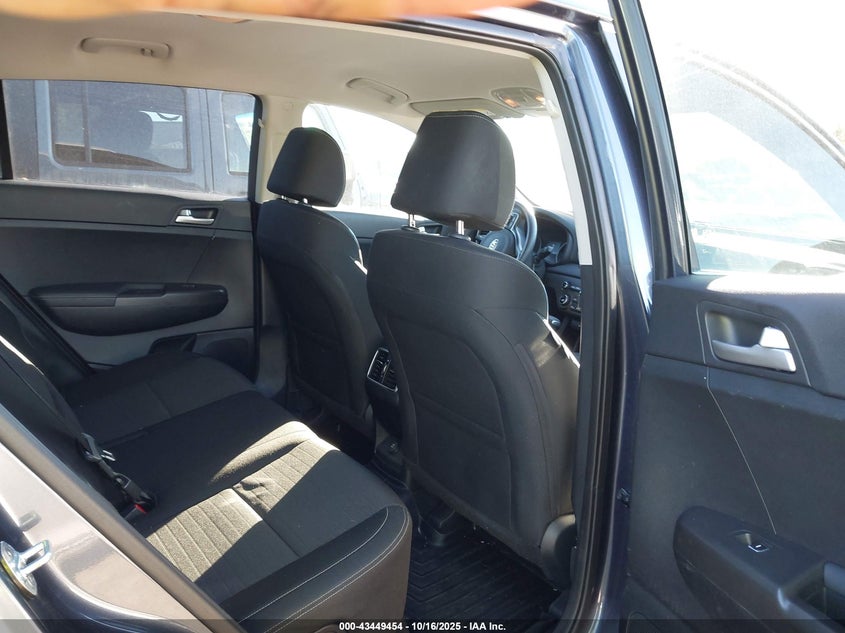 2019 KIA SPORTAGE LX KNDPMCAC4K7566797