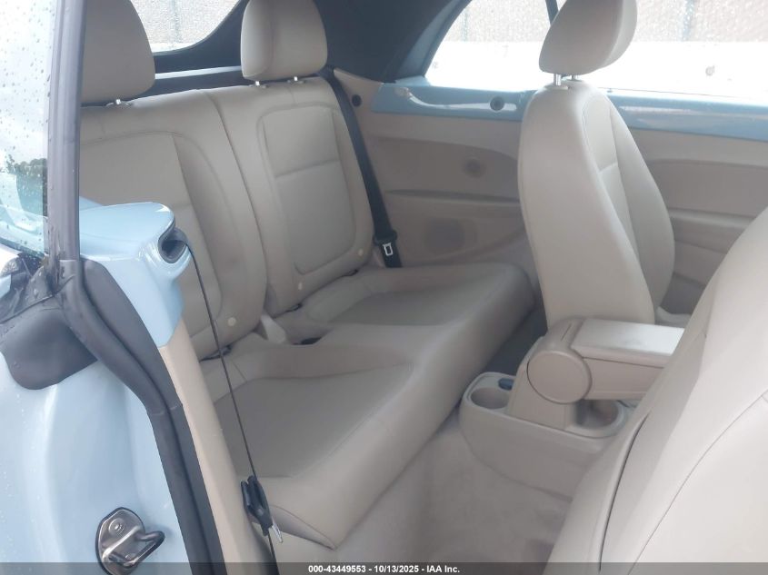 2013 Volkswagen Beetle 2.5L VIN: 3VW5P7AT4DM823078 Lot: 43449553