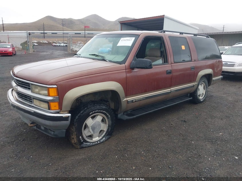 1GNFK16R9WJ305538 1998 CHEVROLET EXPRESS photo no. 2
