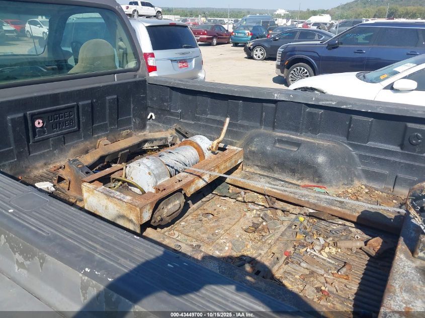 2003 Ford F-350 Xl/Xlt VIN: 1FTWF32PX3EC84989 Lot: 43449700