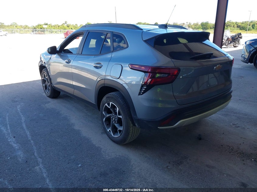 VIN KL77LHE27RC043032 2024 CHEVROLET TRAX FWD LT