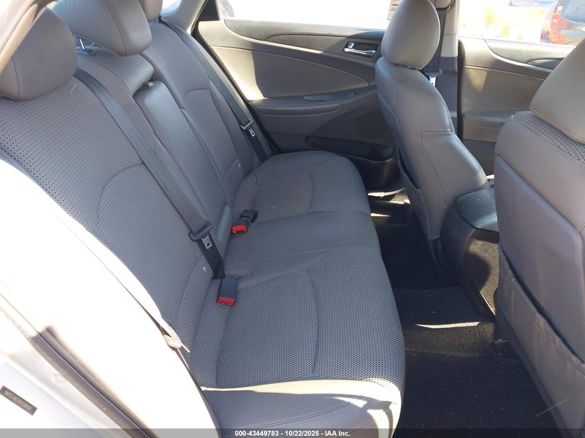 2013 HYUNDAI SONATA SE 5NPEC4AC1DH536428