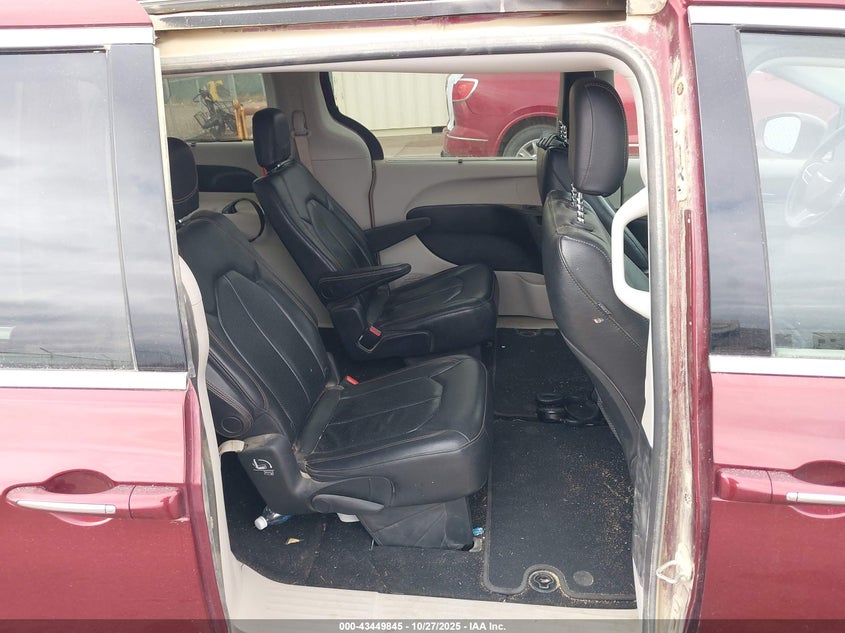 2019 Chrysler Pacifica Touring L VIN: 2C4RC1BG1KR527519 Lot: 43449845