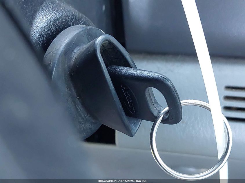 2002 Ford F-250 Xl/Xlt VIN: 1FTNF20L02ED65911 Lot: 43449851