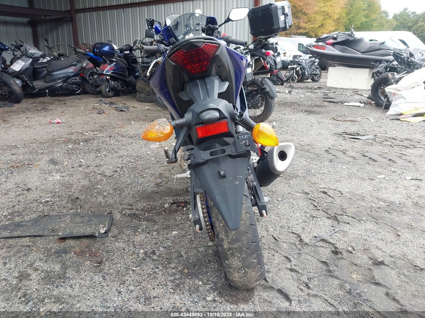 2023 Yamaha Yzfr3 A VIN: MH3RH18Y9PK011465 Lot: 43449893