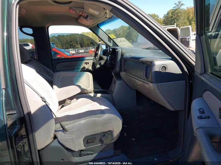 1GNEC13T61R141944 2001 CHEVROLET TAHOE photo no. 5
