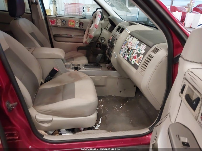 1FMCU03Z48KE62276 2008 FORD ESCAPE photo no. 5