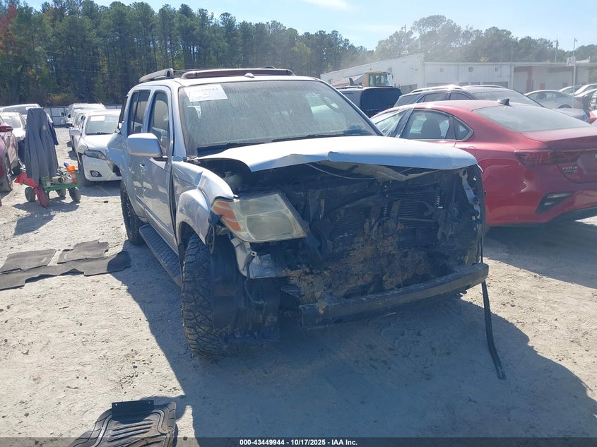 NISSAN PATHFINDER LE